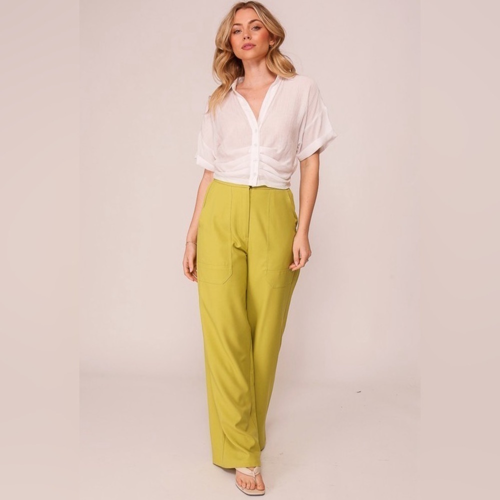 109 - White Waist Tuck White Button Down Shirt
